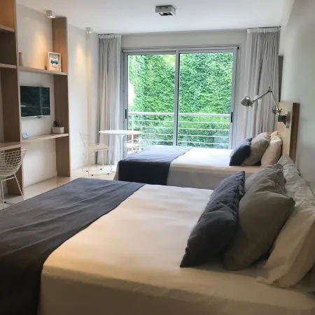 Lemon Suites