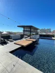 Adelaide Rockford - piscina