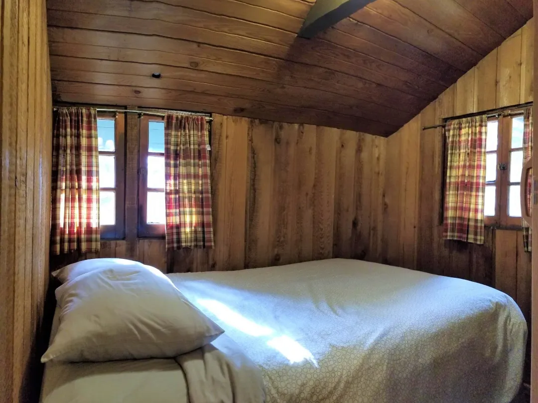 Rundle Chalets - Canmore