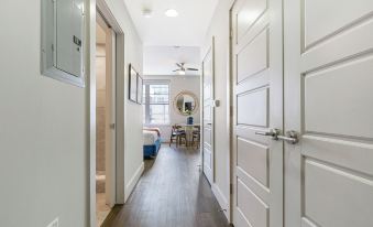 Charming Studio Near French Quarter