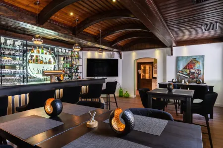 Hotel Frechener Hof Отели рядом с достопримечательностью «Deluxe»