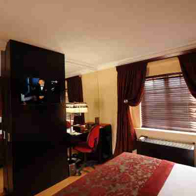 Cycad Guest House Rooms