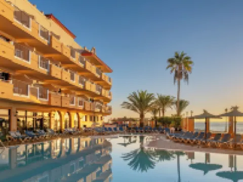 エルバ カスティージョ サン ホルヘ＆アンティグア スイート ホテル マクソラタのホテル