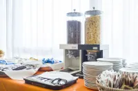Hotel Sharing - breakfast