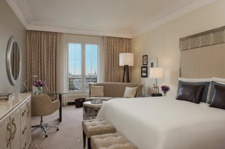 Four Seasons Hotel Buenos Aires Отели рядом с достопримечательностью «Сад Ботанико Карлос Тайс»