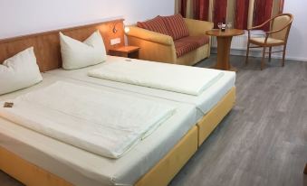 Main Kinzig Hotel am Limes