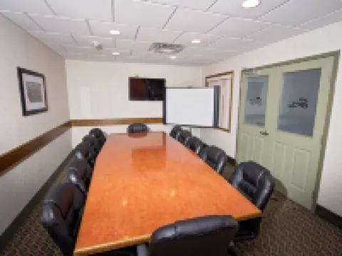 Service Plus Inns & Suites Drayton Valley Hotels in Drayton Valley