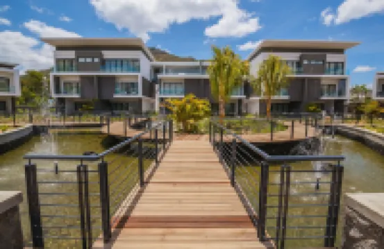 緯度別墅酒店-地平線假日集團