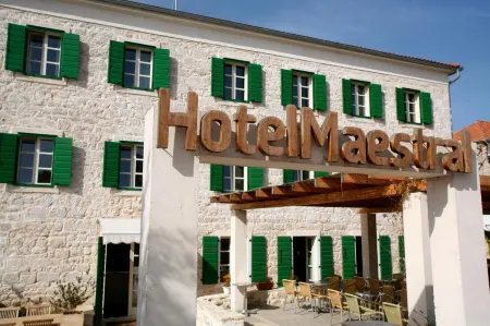 Hotel Maestral Отели в г. Opcina Vodice