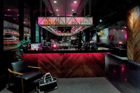 Moxy Minneapolis Uptown - Baarit