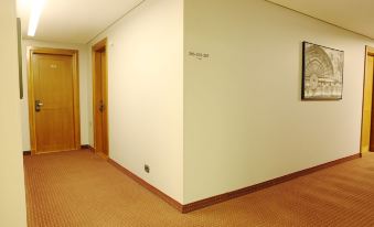 ParkTower Suites