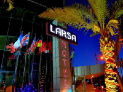 Larsa Hotel โรงแรมใกล้Al Hussein Public Parks