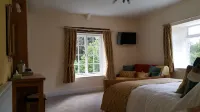 Pontyclerc Farm House B&B Hotels in Manordeilo and Salem
