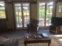 Kinross Metcalfe Farm Hotels in Kyneton