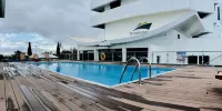 The Streamliner Hotel Apartment - Pools