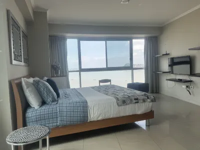 River View Suites Puerto Santa Ana GYE Hotels in Eloy Alfaro