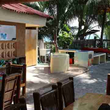 Wellbeach Dive Resort Hotel Exterior