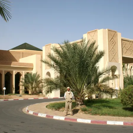 El Mouradi Douz