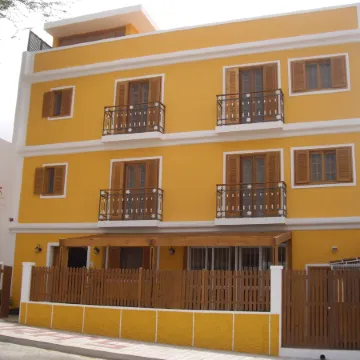 Kira's Boutique Hotel