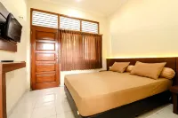 Hotel Bungurasih Syariah Hotels in Waru