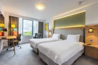 Holiday Inn Milton Keynes - Central Hôtels à : Campbell Park
