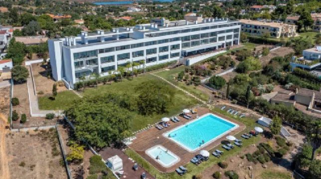 Pelican Alvor Hotels near Portimao