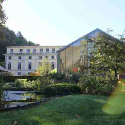 Hôtel Castel de Pont-à-Lesse Hotel Exterior
