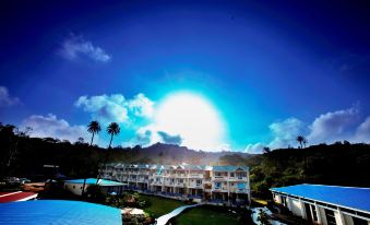 Hummingbird Resort