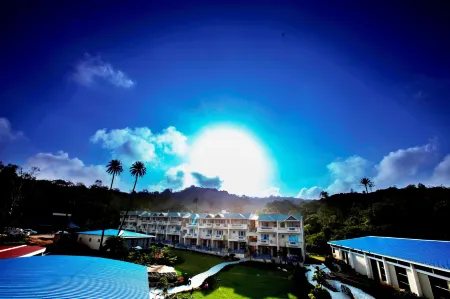 Hummingbird Resort Отели рядом с достопримечательностью «Guru Sikhar»