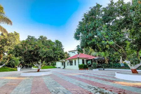 Saavaj Resort, Sasan Gir - Where Wilderness Meets Luxury Отели в г. Gir Somnath