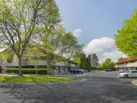 Red Roof Inn Detroit-Rochester Hills/ Auburn Hills Hotels in Rochester Hills