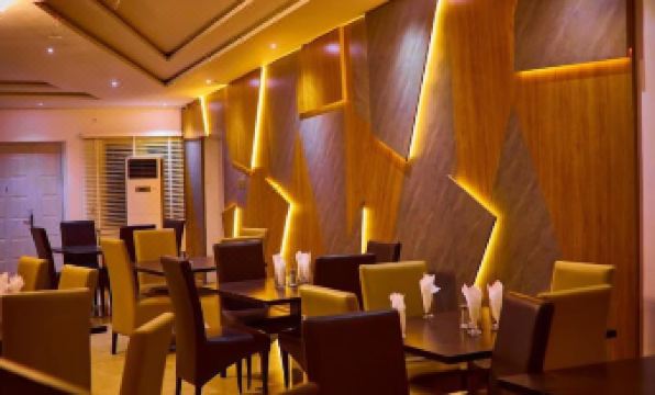 Ruthmour  Hotel and Treasure Suites