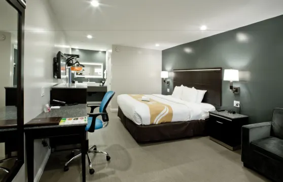 灣區酒店及套房