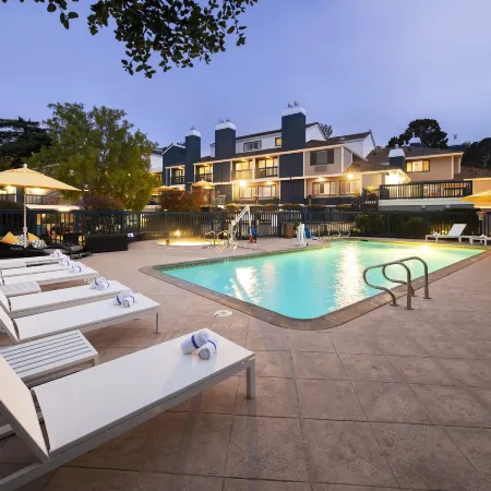 Mariposa Inn and Suites