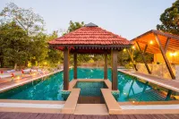 Vannraj Resort and Spa - Pools