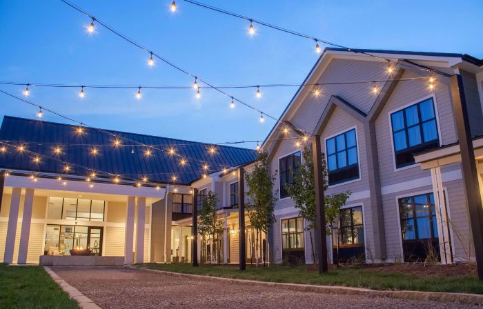 Hotel Renovo des Moines Urbandale, Tapestry Collection by Hilton