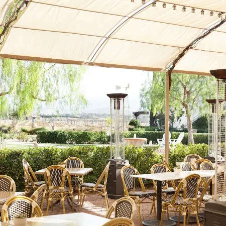 Ponte Vineyard Inn