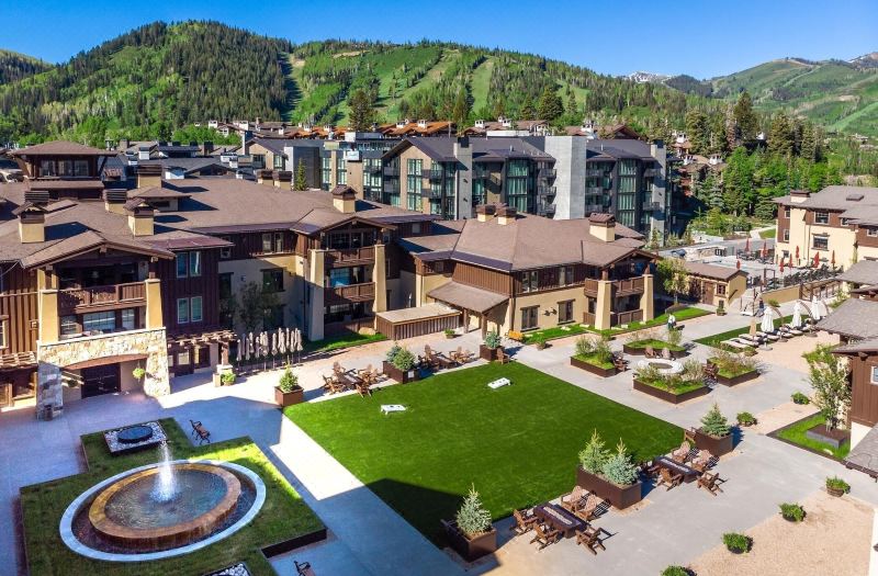 The Chateaux Deer Valley