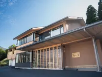 Manten No Yado Hotels in Gujo