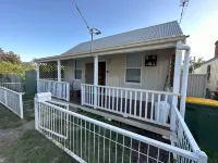 Charming 3 Bedroom Workers Accommodation