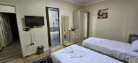 Pyramids Senusret Guest House Hotels in Oula