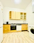 4BR Stay for 8 Near FAC Stadium Hotels in Klosterneuburg