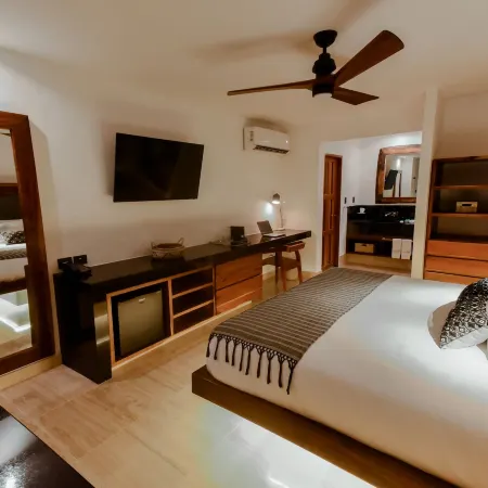 Casa del Jaguar Beach Hotel