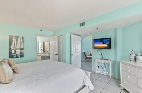 海濱頂層公寓 泳池 熱水浴缸 海灘通道