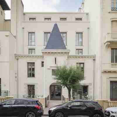 Hôtel La Suite Hotel Exterior