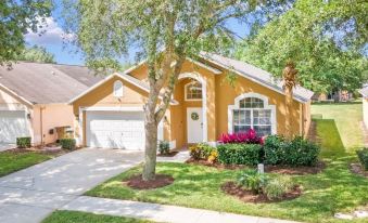 Sunshine Villa 5 Bedroom Villa by Redawning