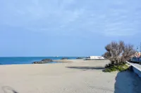 Mare e Relax 1 Melody Sea Front 10' da FCO Airport Hotels in Fiumicino