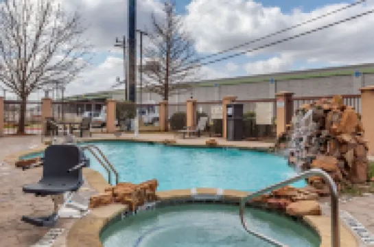 Best Western Plus DFW Airport West Euless