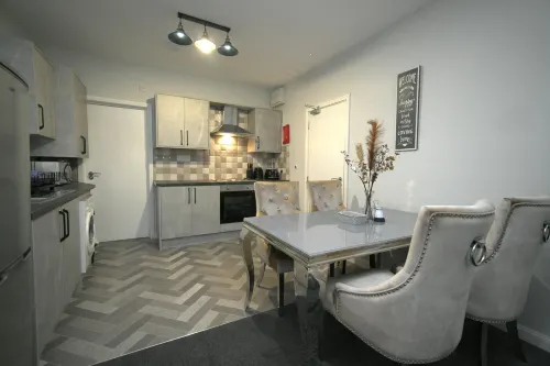 Telford Tranquility Apartment Flat 3 for 4 Guests - Apartments