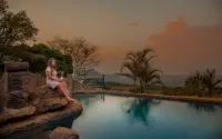 AtNature Luxury Self Catering Cottages - Pools